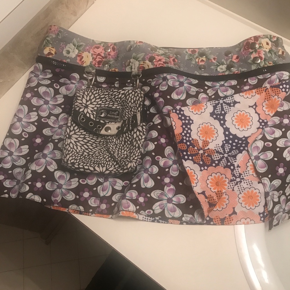 Reversible skirt with detachable bag